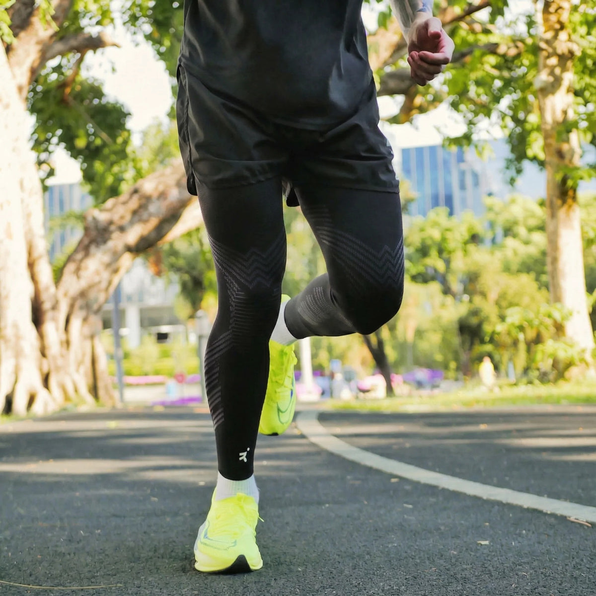 KniTec Pro 2.0 - Compression Sleeves For Knees and Legs (2+1 FREE)