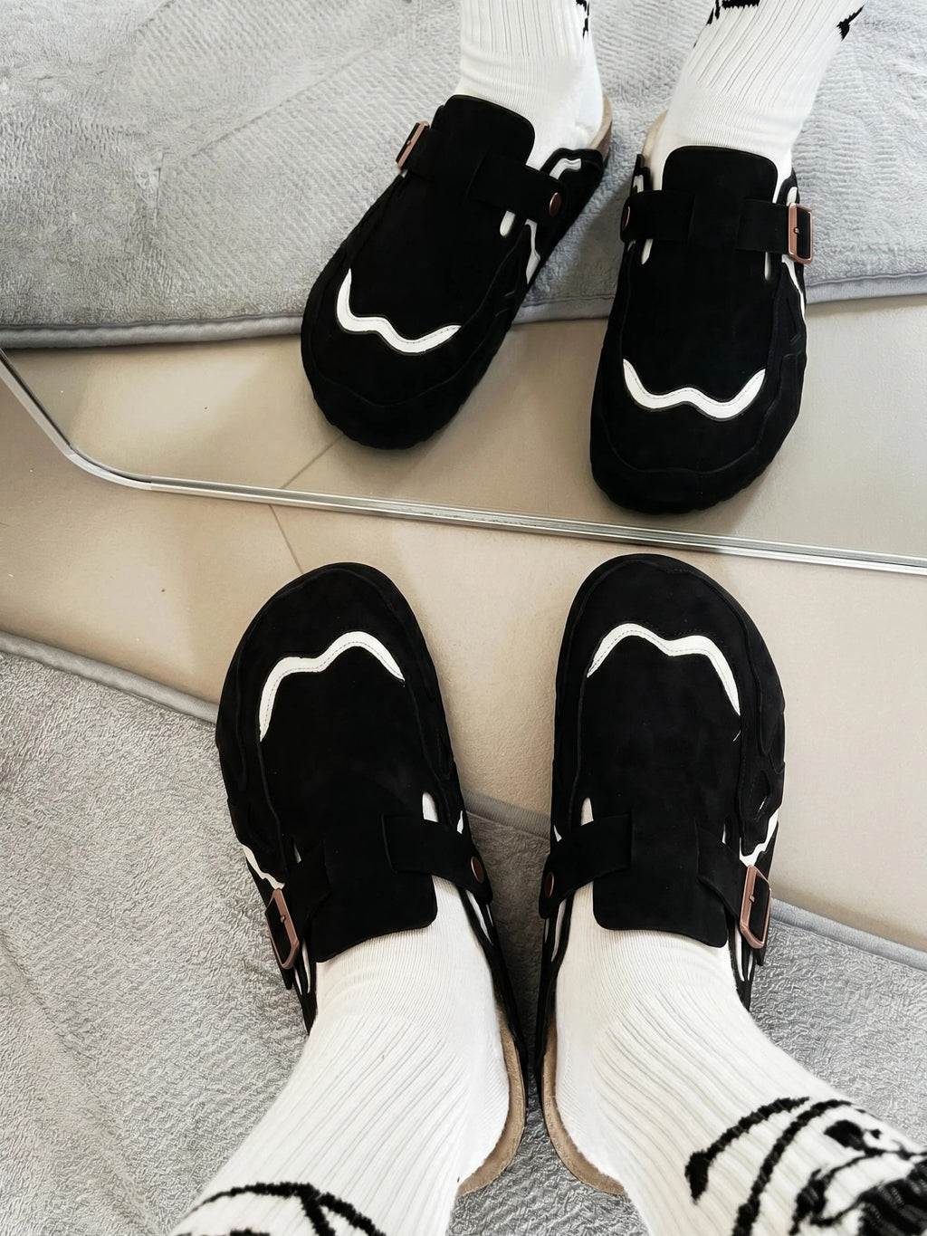 Wavey Designer Clogs Shoes