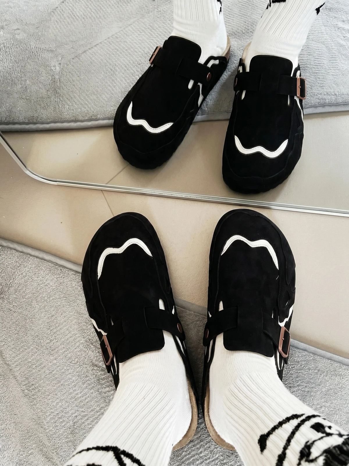 Wavey Designer Clogs Shoes