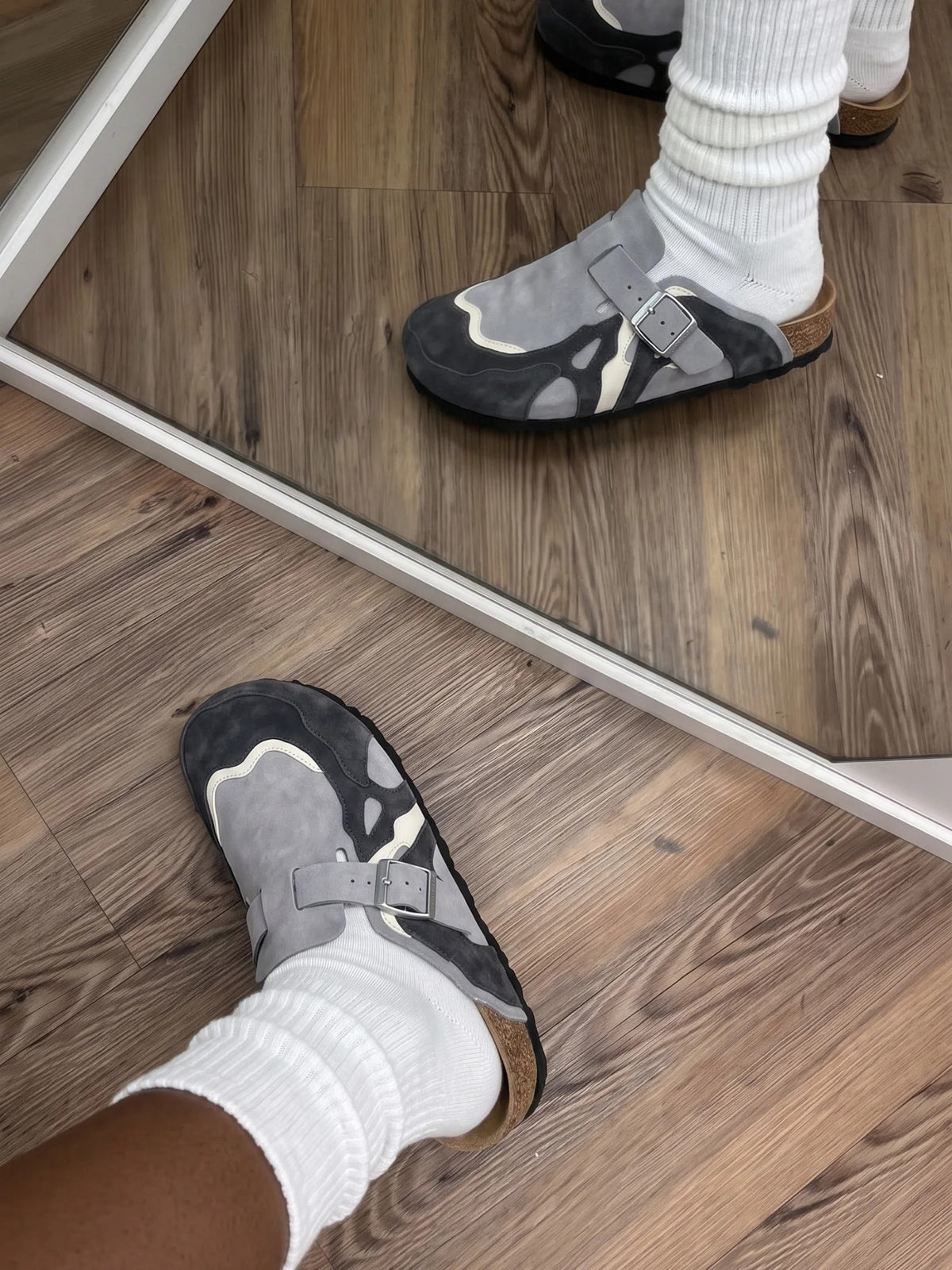 Wavey Designer Clogs Shoes